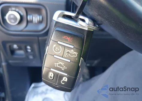 2019 Ram 1500 Longhorn 4X4 5'7 Box z USA, uszkodzony, nr VIN 1C6SRFKT5KN700506